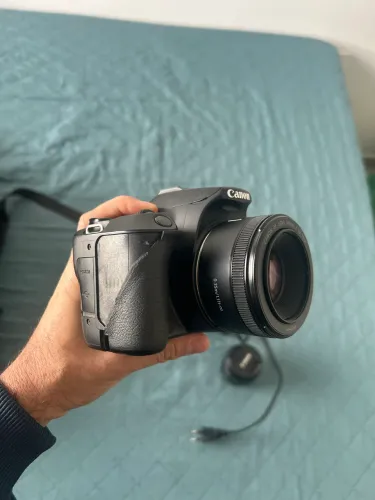 Canon Sl3