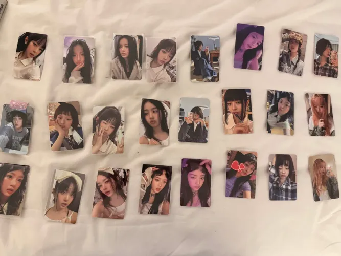 24 photocards hanni new jeans