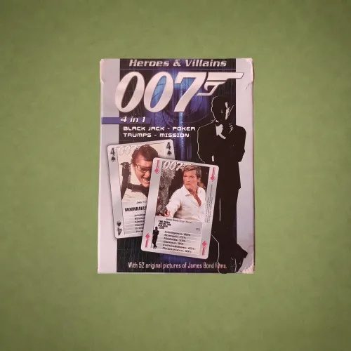 Baralho James Bond 007 4-in-1 Heroes & Villains