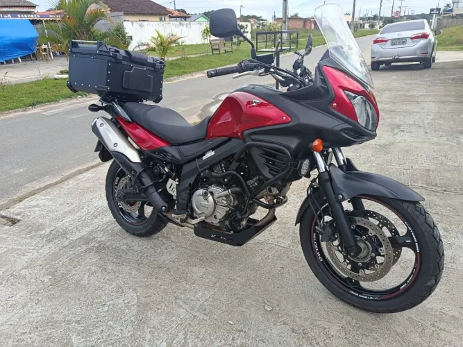 LindaVstron 650 2015 ABS vários acessórios