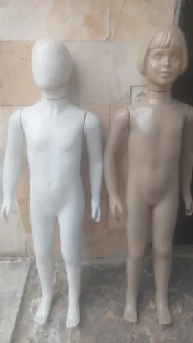 Manequins