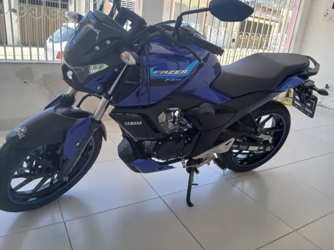 Fz15 na garantia 2025 (79) 9 *