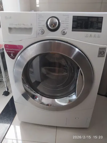 Lava e seca LG 10,2kg /6kg inverter Direct Drive.