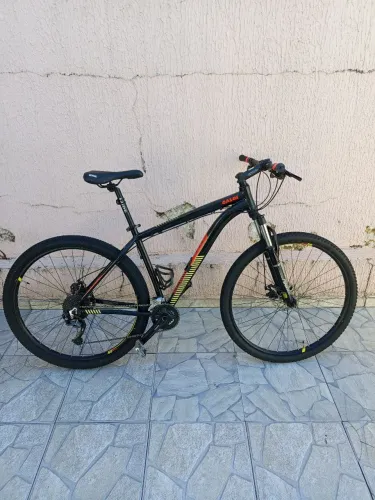 Bike Caloi aro 29 freios Shimano