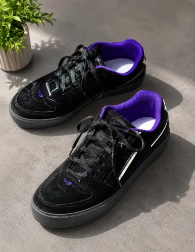 Tesla preto com roxo, tamanho 40
