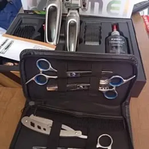Kit 2 maquinas de cortar cabelo e acabamento + Kit tesouras profissionais para barbeiro