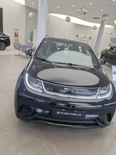 BYD Dolphin EV (Elétrico) 2025