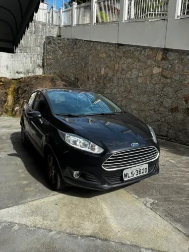 Ford Fiesta 1.6 16V Flex Mec. 5P 2015