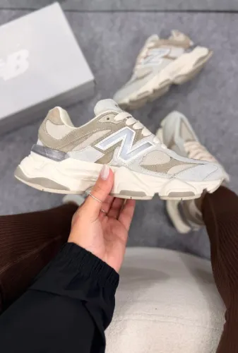 Tênis New Balance 9060 Couro Premium Feminino Cor: Bege Cinzento - Disponível 34 AO 43