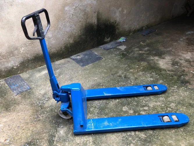 Paleteira Hidráulica Manual 2500kg