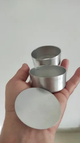 Forminha para tortinha. São de fundo removível, produto Novo. Tenho duas peças.