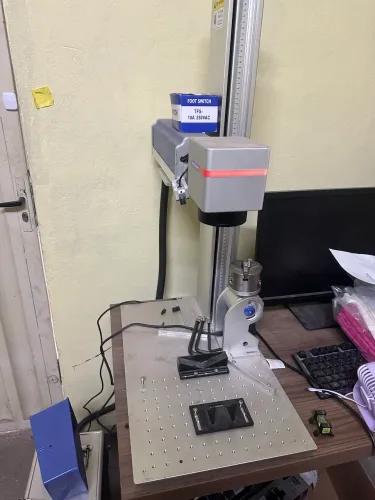 FIBER LASER GRAVAÇÃO 50w com eixo rotativo 