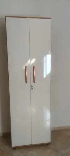 Armário multiuso 