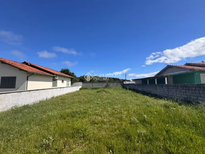 Excelente oportunidade no bairro Araçatuba, em Imbituba.