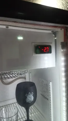 Refrigerador expositor