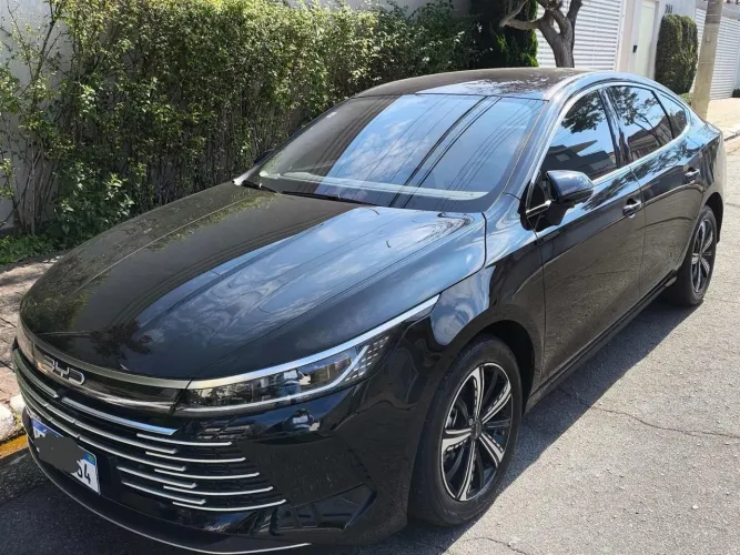 BYD King GS 1.5 16V Híbrido Aut. 2025