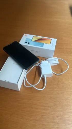 Xiaomi Redmi Note 13 5G 256GB 8GB RAM Branco - Estado de Novo. IMEI limpo.