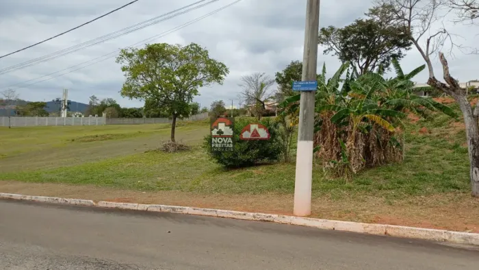 Venda de Terreno no Condomínio São Félix do Cataguá - Taubaté/SP