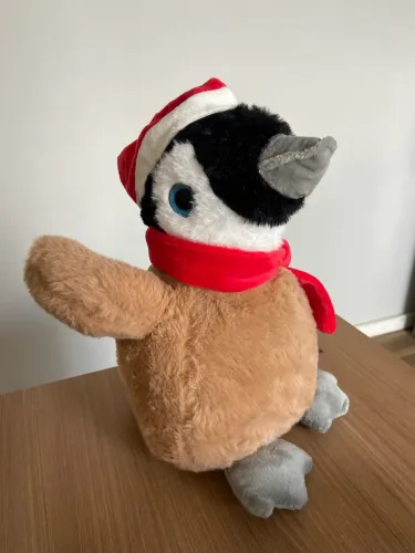 Pinguim de pelúcia Natal 