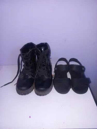 Sandália e bota infantil