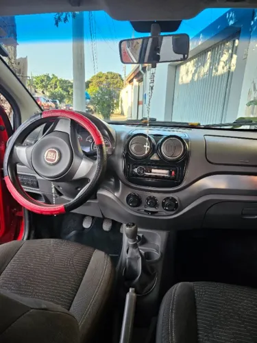 Fiat Palio Attractive 1.0 EVO Fire Flex 8V 5P 2012