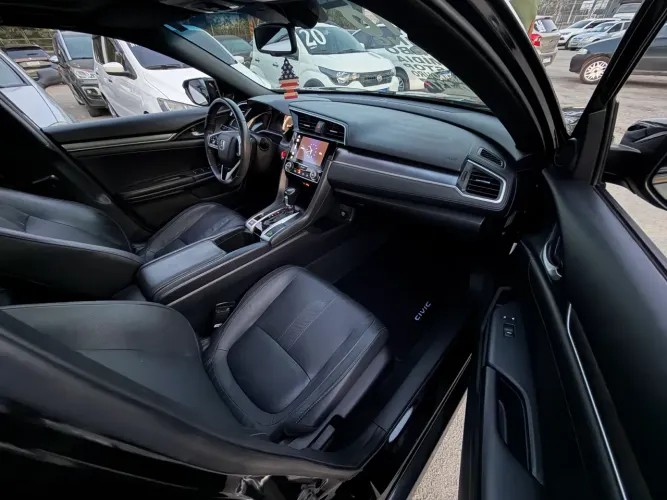Honda Civic Sedan Touring 1.5 Turbo 16V Aut.4p 2018