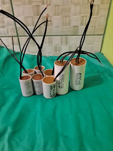 Lote de Capacitores de partida EPCOS. 