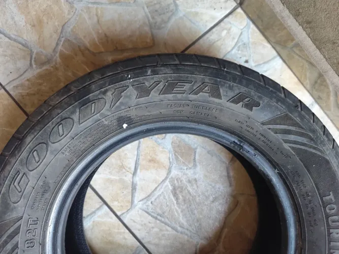 Pneu aro 13 Goodyear
