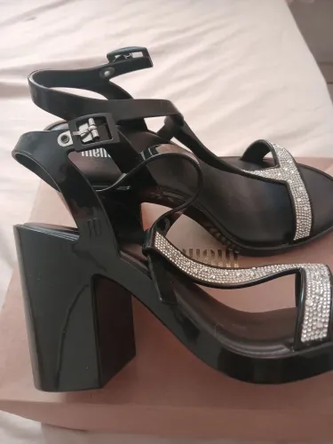 Melissa excelente!