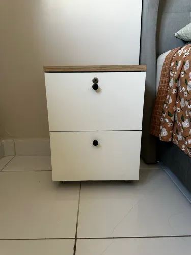 Mesa lateral