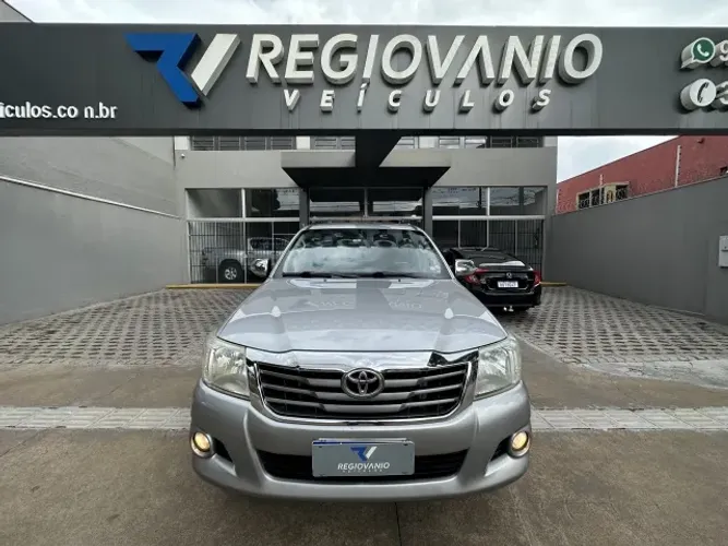 Toyota Hilux CD SRV 4X2 2.7 Flex 16V Aut. 2015