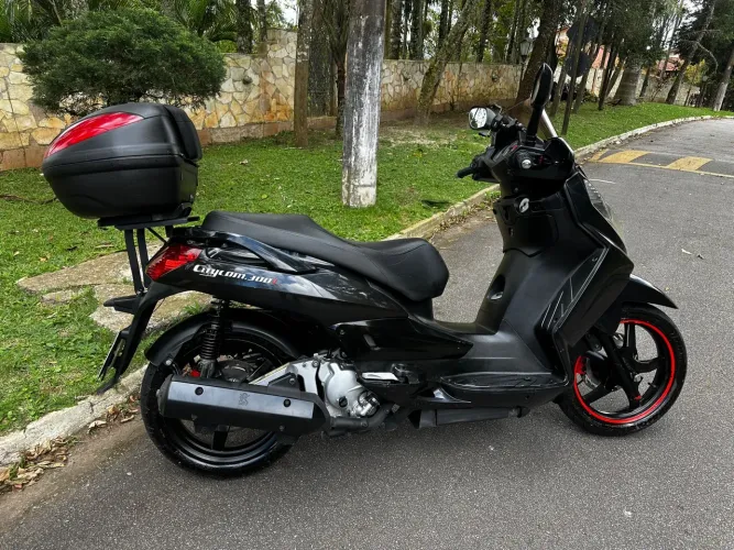 Citycom 300i 
