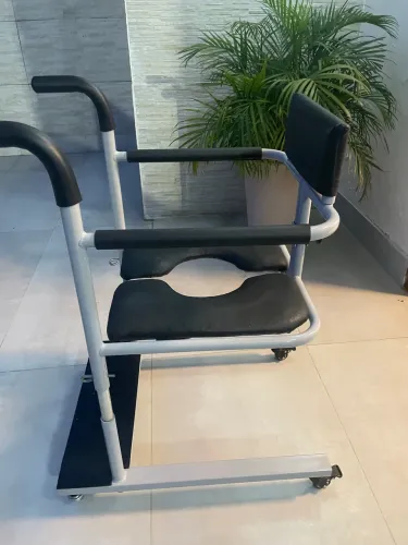 Cadeira articulável p banho