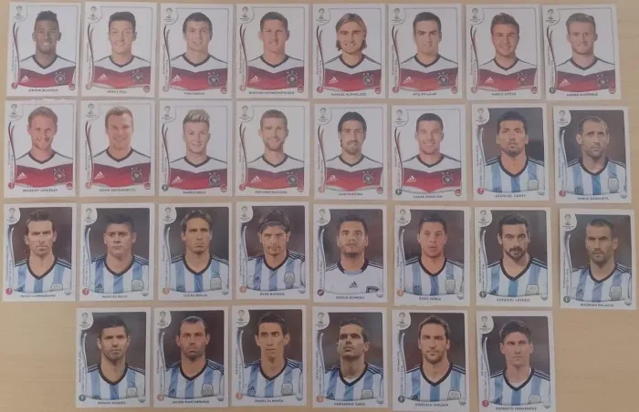 Figurinhas da copa do mundo de 2014 no Brasil.Kit com 30 figurinhas originais .