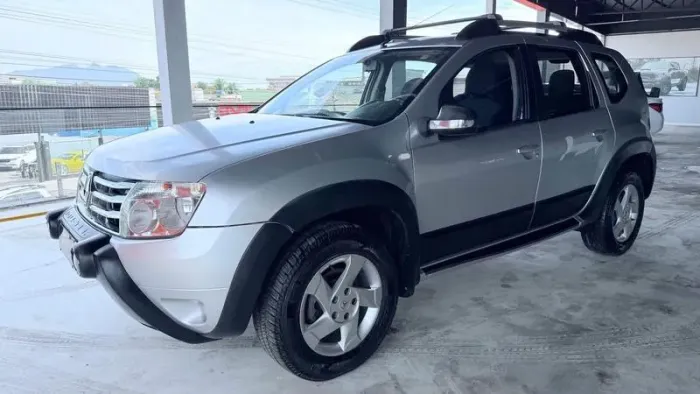 Renault Duster Dynamique 2.0 Hi-flex 16V Aut. 2015
