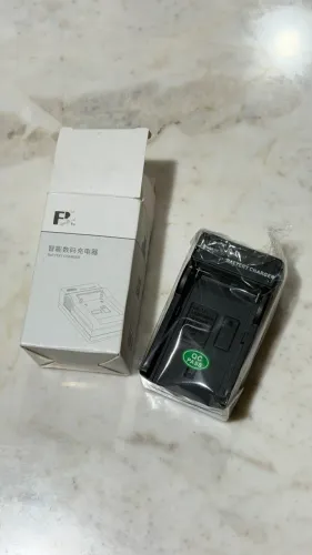 Carregador para bateria de LED NP