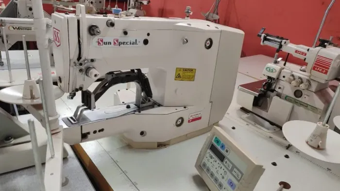 Maquina de Costura Industrial Travete Eletronica Sun Special SS-1900H-CF