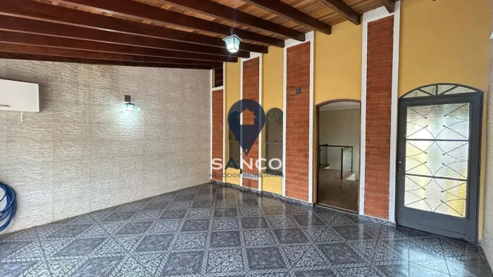 CASA DISPONÍVEL PARA VENDA, NA VILA JOSEFINA, NA CIDADE DE JUNDIAÍ
