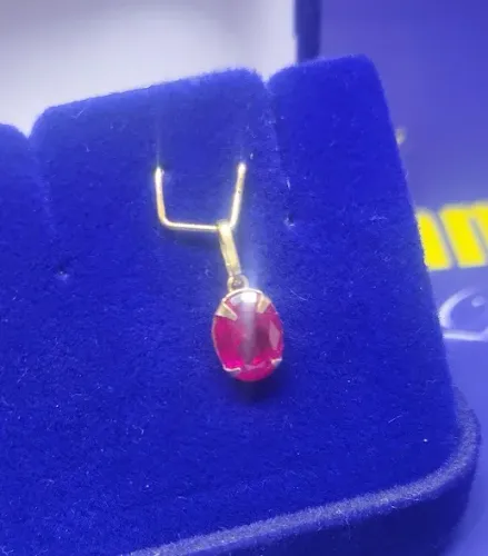 Pingente 18 Kilates Pedra Zircônia 8x6 mm Com Garras