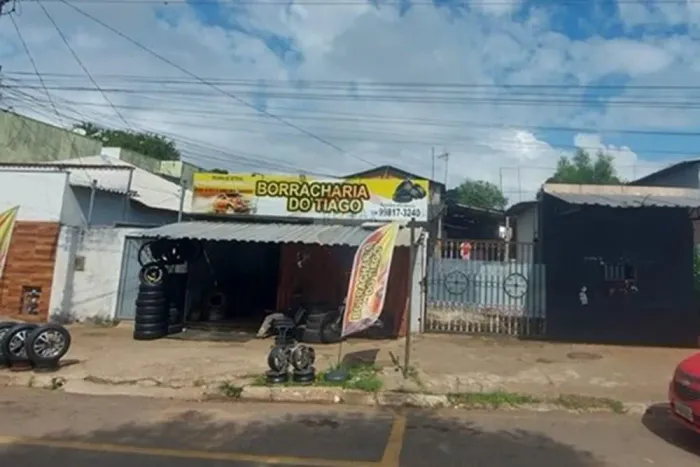 Casa sendo um imóvel misto a venda na Av. Amazonas em Araxá -MG com Alto Potencial Comerci