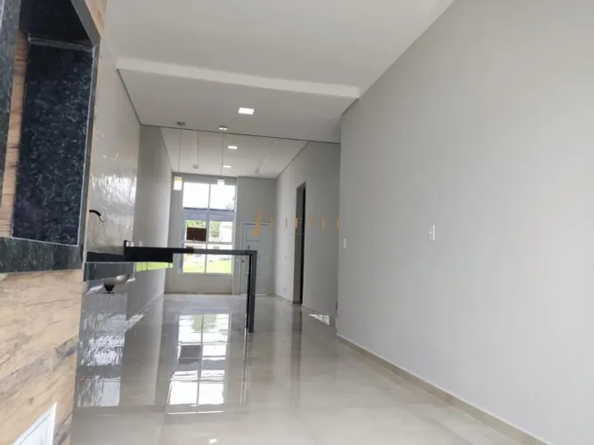 Casa à venda em Sorocaba, Condomínio Horto Florestal, com 3 quartos, com 120 m²