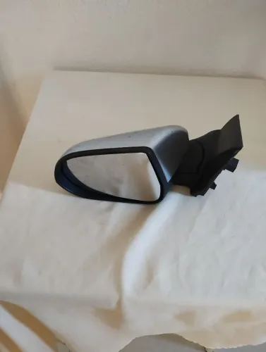 Retrovisor esquerdo onix