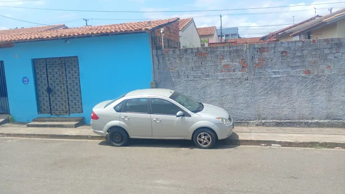 Vende sim um carro fiesta 2008