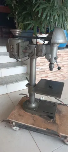 Furadeira Industrial