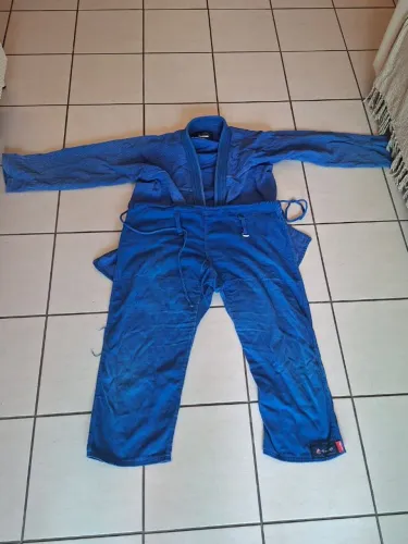 Kimono de jiu-jitsu azul tamanho A2