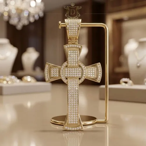 Crucifixo Boss em ouro 18k 750