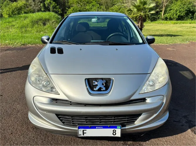 Peugeot 207 Active 1.4 Flex 8V 5P 2014