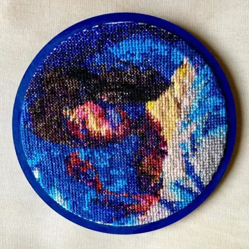 Bordado ponto-cruz (Lorde - MELODRAMA)