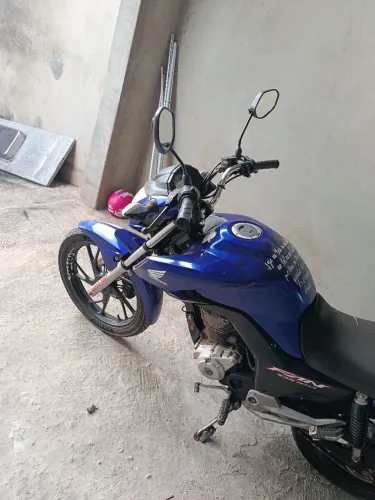 Vendo ou troco fan 160 ano 2022