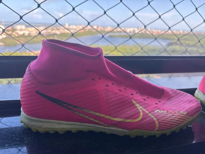 Chuteira de Society Nike masculino air zoom tamanho 43